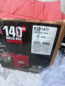 Lincoln Weld-Pak 140 Amp MIG and Flux-Core Wire Feed Welder, 115V, Aluminum Welder like new