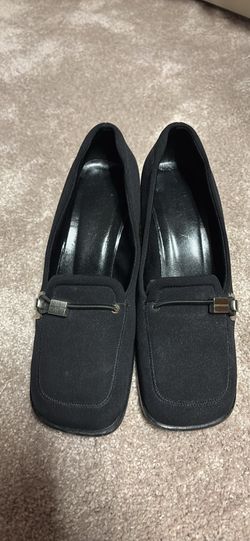 Ladies Prada Black Heels Size 37