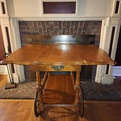 1950's Early American Drop Leaf Coffee Table