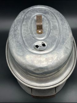 Vintage Oval Aluminum Roasting Pan Roaster with Lid 16" x 10" x  4"