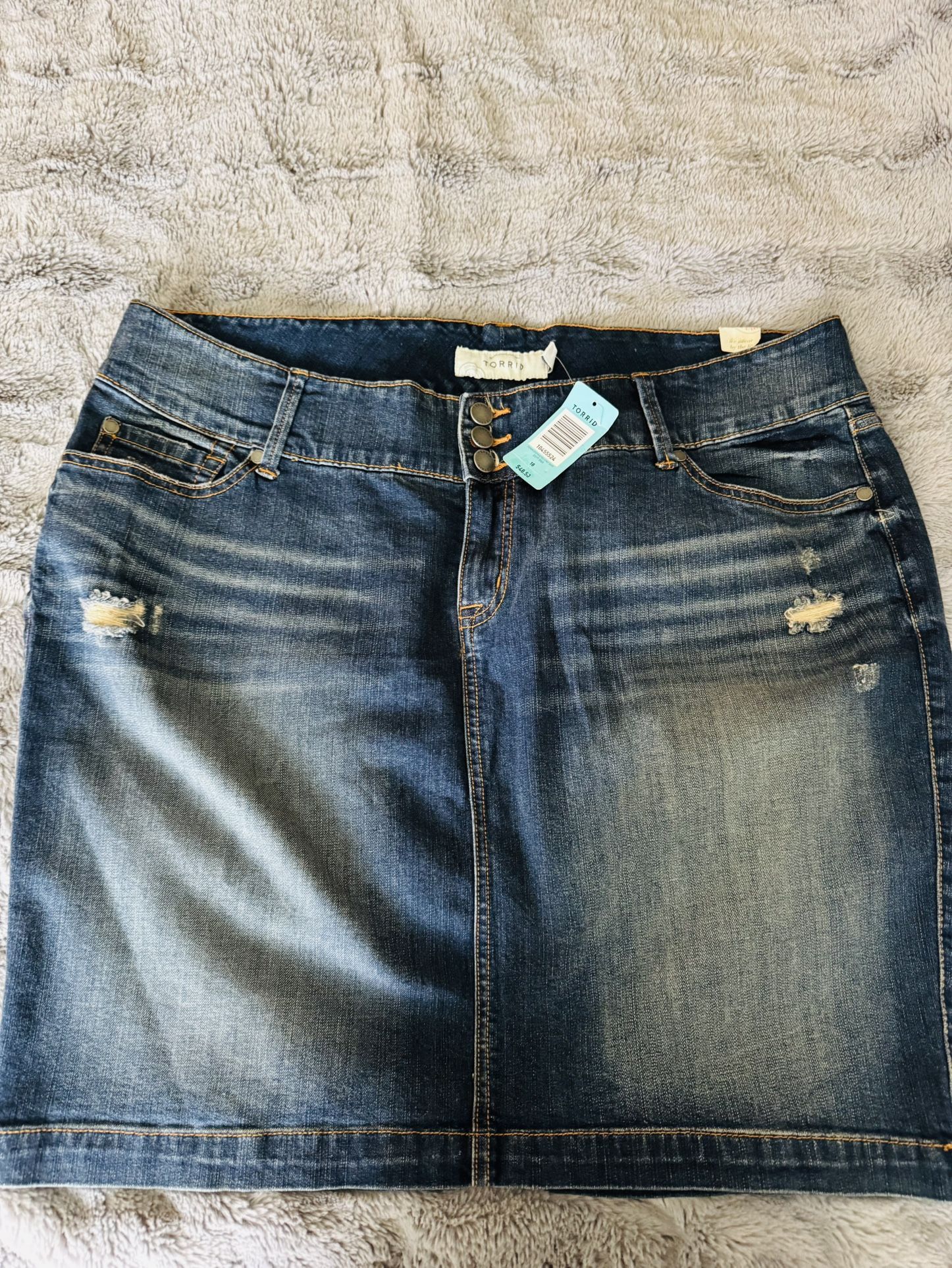 Torrid denim Skirt Size 18