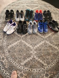 NIKE TENNIS SHOES 10 PAIRS SIZE 11