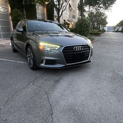 17 Audi A3 Premium + S-line