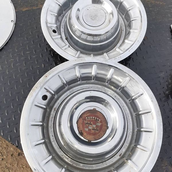 1950s Cadillac hubcaps for Sale in Union City, CA OfferUp