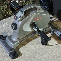 Sunny Health Fitness SFB0418 Magnetic Mini Exercise Bike used 