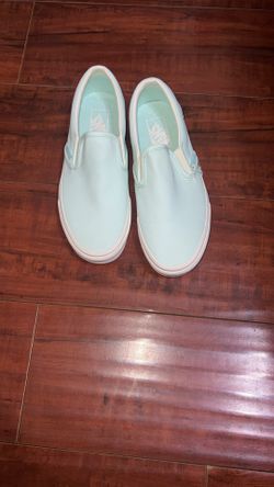 NEW Vans Classic Slip-On Sneakers – Light Mint Blue – Women’s Size 7