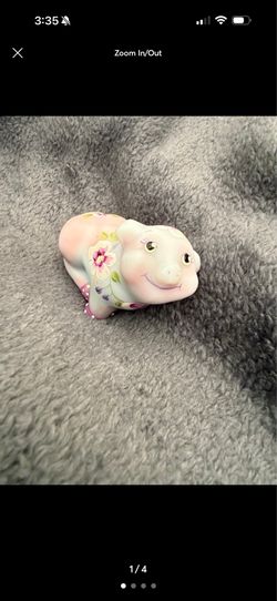 Hand-Painted Fenton Lavender Burmese-Like Pig w/ Flowers & Bow Signed