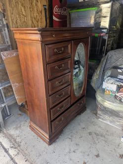 Vintage Lexington Chez Michelle Wardrobe Chiffonier (FURNITURE, 40w19d57.5h