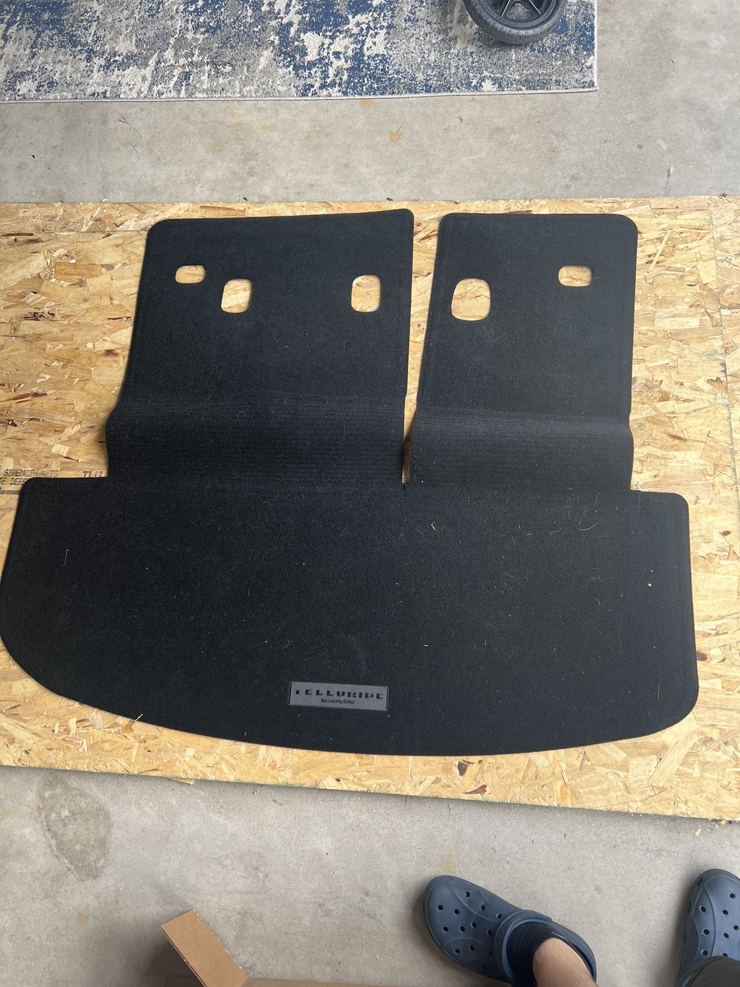2024 Kia Telluride Oem Trunk Liner And 3rd Row Back Seat Cover