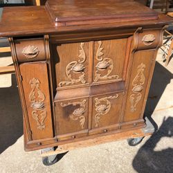 Singer Tredle sewing machine