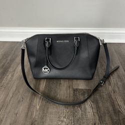 Michael Kors Ciara Saffiano 