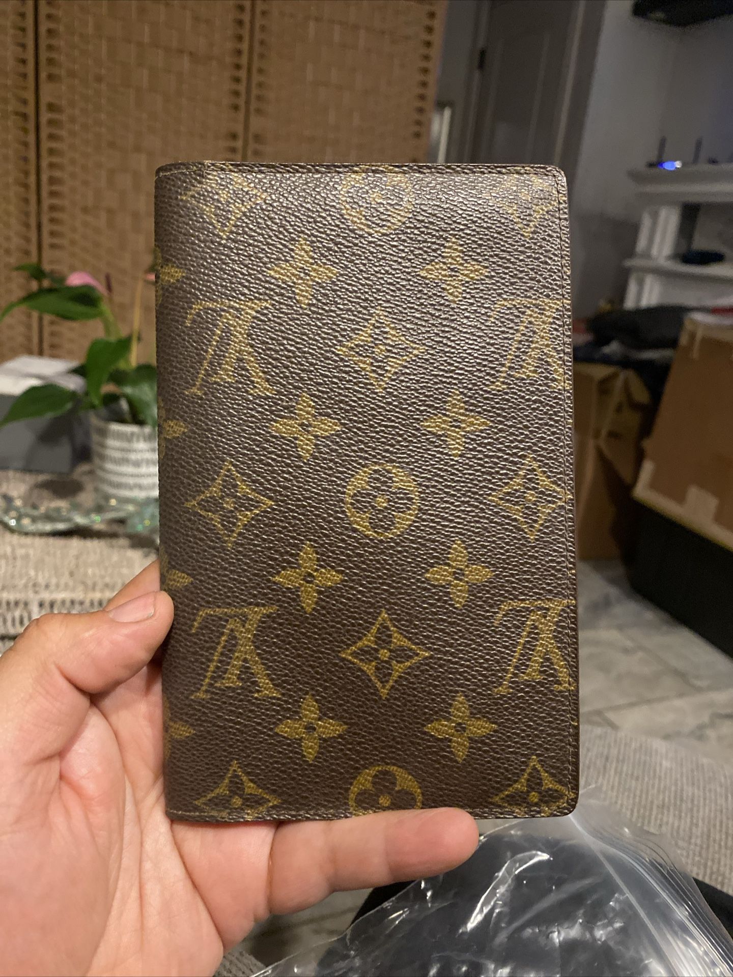 LOUIS VUITTON Men's Long Wallet Brown Bifold Monogram Porte