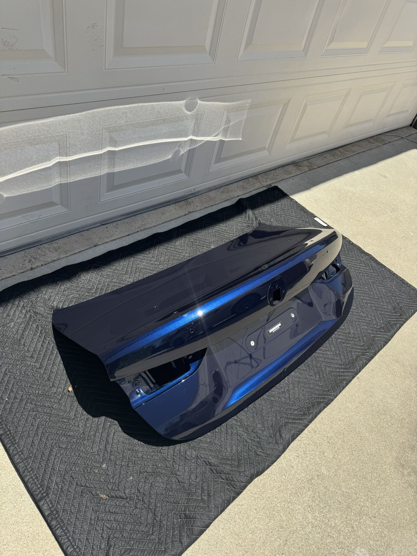BMW G82 M4 oem trunk