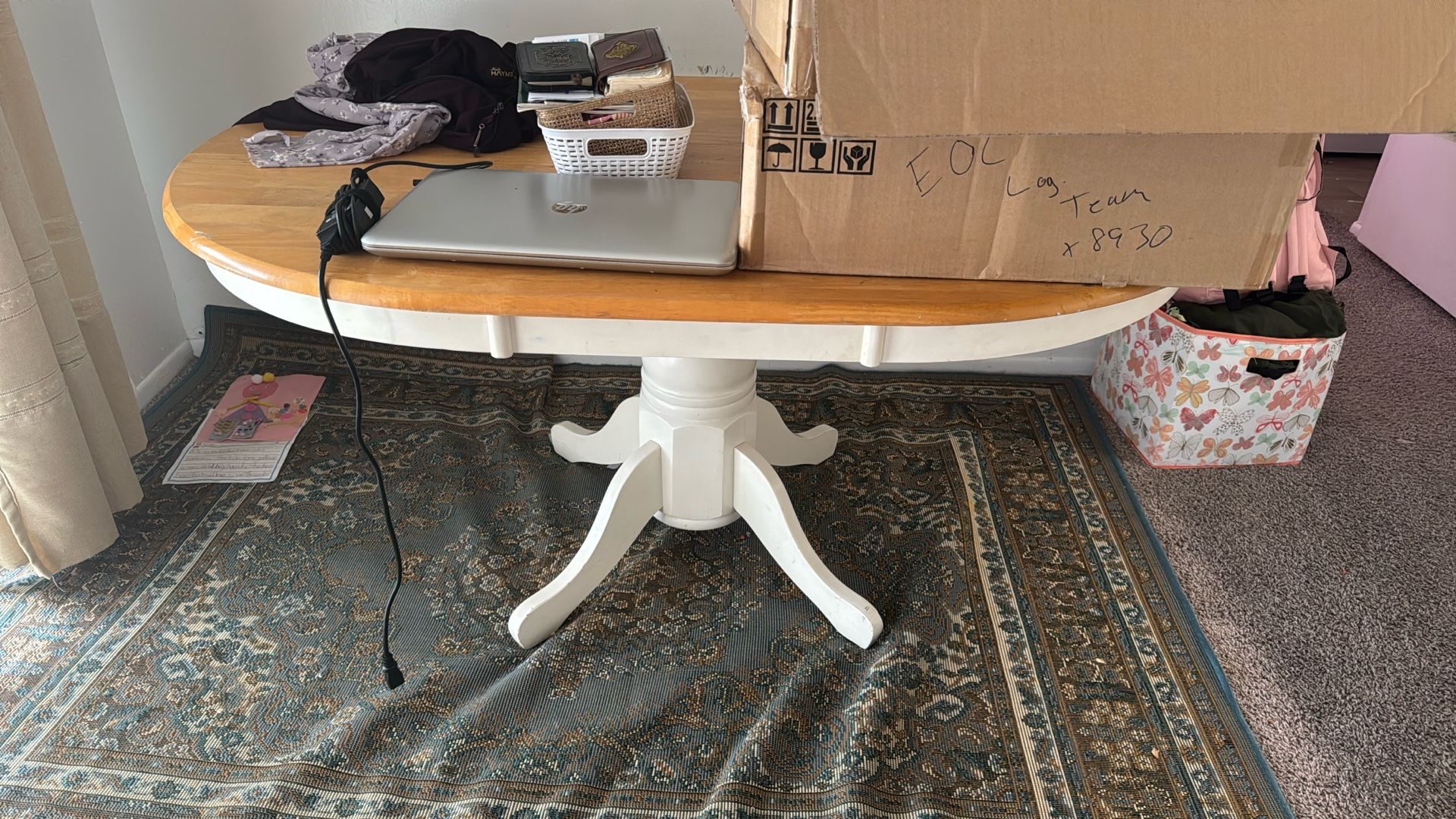 Free Table