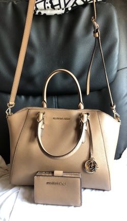 Michael Kors purse 👜