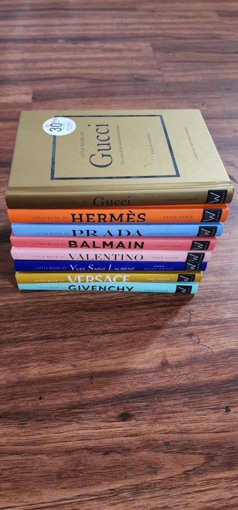 Little Books Of Fashion Brand New
