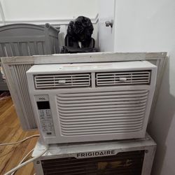 TCL Window Air Conditioner (Small)