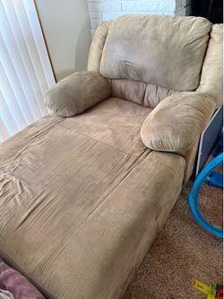 Free chaise pick up only