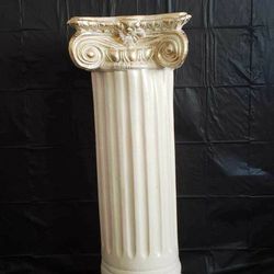 New Columb Perfect For Indoor Or Outdoor Decor $45