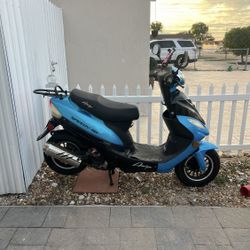 Scooter 50 CC