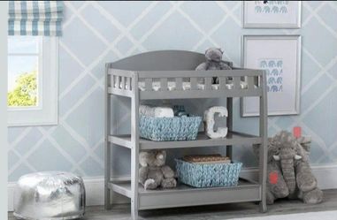 Baby changing table/ baby clothes organizer