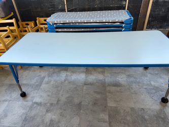 Day Care Table
