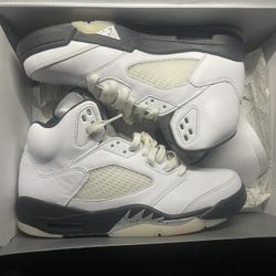Jordan 5 Reversed Metallic 