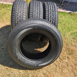 New 245/70/17 Firestone ht tires