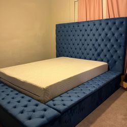 King Bed With Storage . Cama King Con Almacenamiento.  Special Offer ‼️ ✅️ 