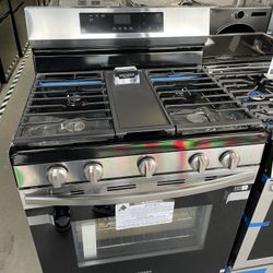 Samsung 30” Gas Range With Griddle In Stainless Steel 