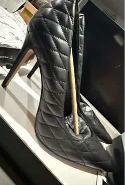 Karl Lagerfeld heel