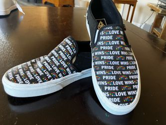PRIDE VANS. Women’s size 8.