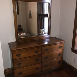 Dresser W/ Mirror