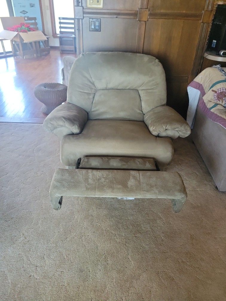 Rocking Recliner