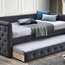 Day Beds.. IN STOCK ❤️‍🔥 Same Day Delivery 🚚 