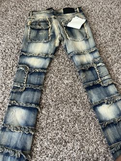 BRAND NEW STACKED JEAN WILLING TO NEGOTIATE A PRIC