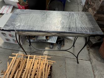 glass table  (wood part need to repaint ) $10