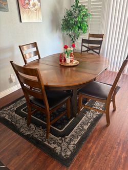 Butterfly dining table