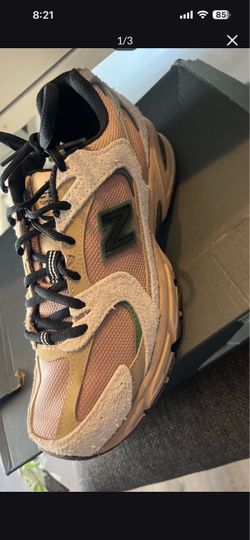 New balance 530  7.5 men 9 women's new never used