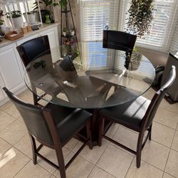 Raymour & Flanigan Venice Collection($1439.95 Retail)– 54” Counter-Height Glass Dining Set (5-Piece)