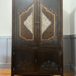Pier 2024 one armoire