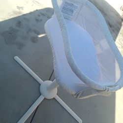 Halo baby bedside swivel bassinet