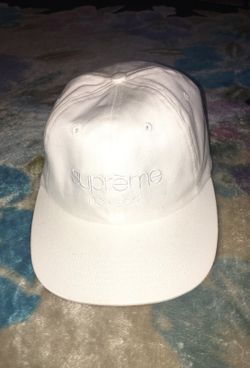 Supreme hat