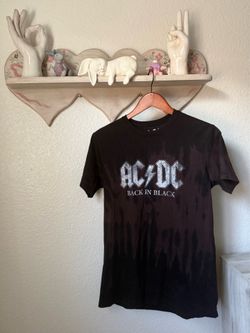 AC/DC "Back In Black" Black Graphic T-Shirt Size M