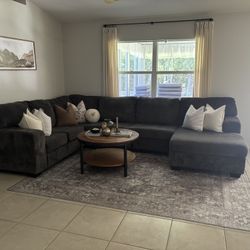 Sectional Couch 
