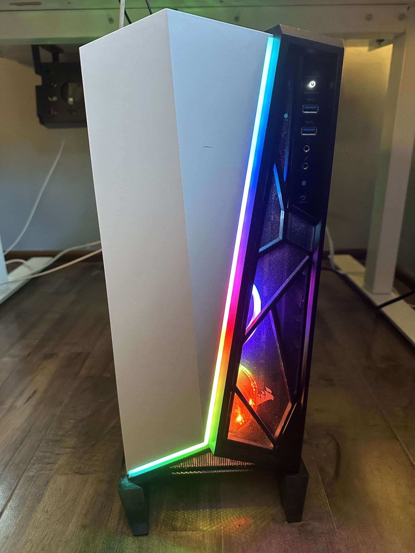 Custom Gaming PC - RTX 2070 / Rare Case / Free Corsair Bundle