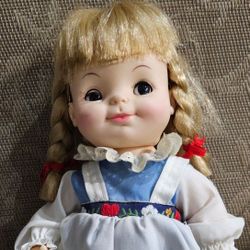1982 Effanbee Corp Dutch Treat Just Friends Girl Doll #6202
