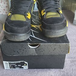 Jordan 4