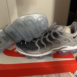 Nike Vapor Max Plus