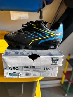 Kids soccer cleats